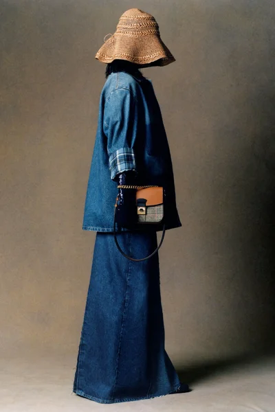 Look 7